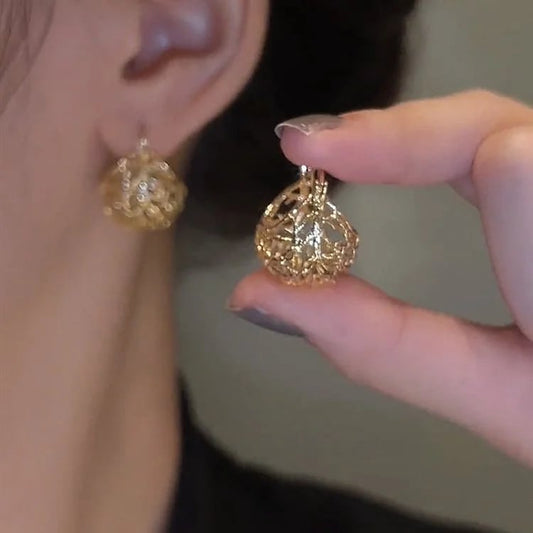 Fashion Cutout Earrings 💕💕