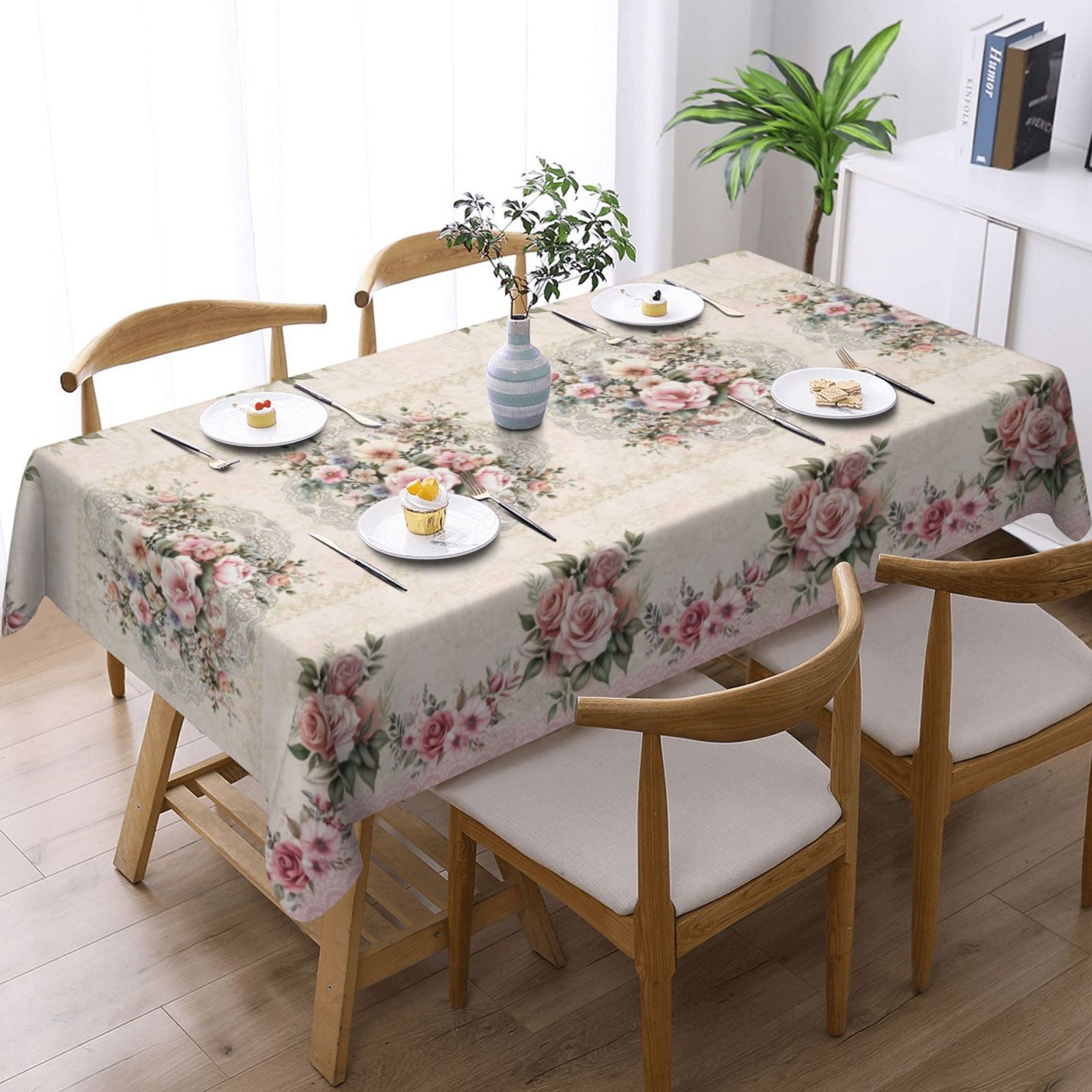 A Polyester Tablecloth Featuring a Vintage Rose Floral Pattern, Perfect for Spring And Summer Celebrations Like Valentine'S Day And Mother'S Day, Suitable for Picnics, Dinners, And Kitchen Or Restaurant Decor